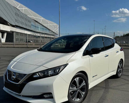 Білий Ніссан Ліф, об'ємом двигуна 0 л та пробігом 157 тис. км за 12500 $, фото 1 на Automoto.ua