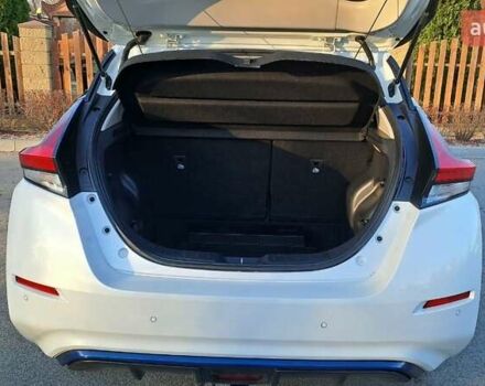 Белый Ниссан Лиф, объемом двигателя 0 л и пробегом 114 тыс. км за 12950 $, фото 10 на Automoto.ua