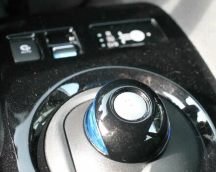 Белый Ниссан Лиф, объемом двигателя 0 л и пробегом 43 тыс. км за 9350 $, фото 8 на Automoto.ua