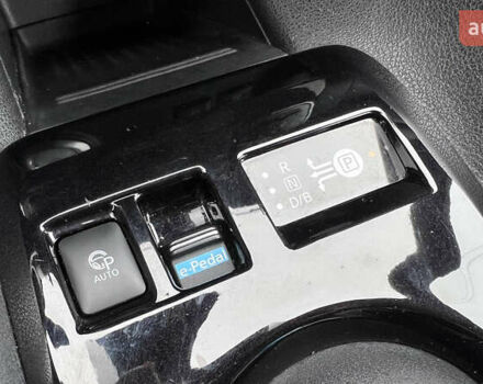 Белый Ниссан Лиф, объемом двигателя 0 л и пробегом 114 тыс. км за 12950 $, фото 25 на Automoto.ua