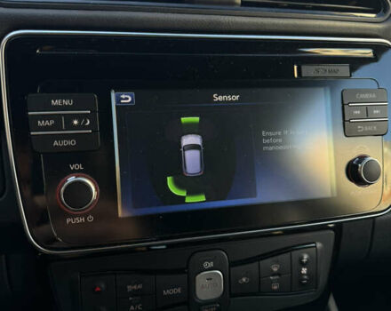 Белый Ниссан Лиф, объемом двигателя 0 л и пробегом 116 тыс. км за 11800 $, фото 94 на Automoto.ua