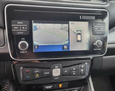 Білий Ніссан Ліф, об'ємом двигуна 0 л та пробігом 122 тис. км за 12600 $, фото 6 на Automoto.ua