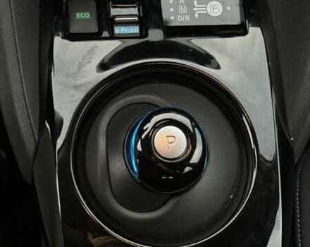 Белый Ниссан Лиф, объемом двигателя 0 л и пробегом 50 тыс. км за 12800 $, фото 16 на Automoto.ua