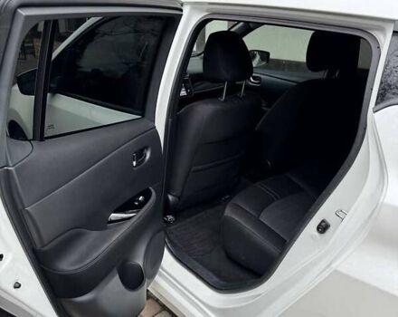 Білий Ніссан Ліф, об'ємом двигуна 0 л та пробігом 105 тис. км за 11700 $, фото 20 на Automoto.ua