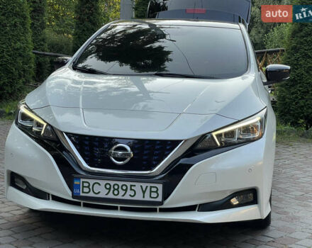 Белый Ниссан Лиф, объемом двигателя 0 л и пробегом 112 тыс. км за 13750 $, фото 31 на Automoto.ua