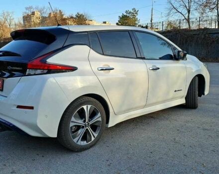 Белый Ниссан Лиф, объемом двигателя 0 л и пробегом 115 тыс. км за 12700 $, фото 4 на Automoto.ua