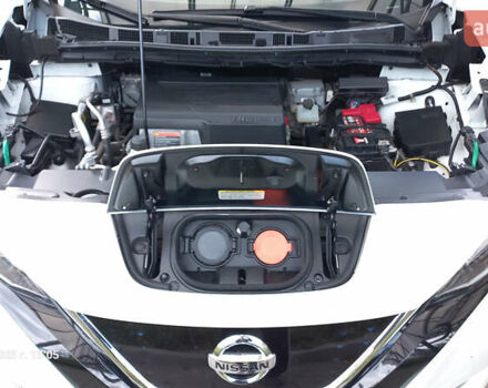 Белый Ниссан Лиф, объемом двигателя 0 л и пробегом 82 тыс. км за 15600 $, фото 28 на Automoto.ua