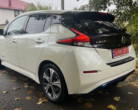 Белый Ниссан Лиф, объемом двигателя 0 л и пробегом 139 тыс. км за 10950 $, фото 2 на Automoto.ua