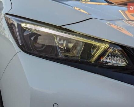 Белый Ниссан Лиф, объемом двигателя 0 л и пробегом 60 тыс. км за 14900 $, фото 7 на Automoto.ua