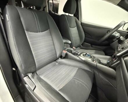 Белый Ниссан Лиф, объемом двигателя 0 л и пробегом 74 тыс. км за 12500 $, фото 21 на Automoto.ua