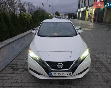 Білий Ніссан Ліф, об'ємом двигуна 0 л та пробігом 90 тис. км за 10000 $, фото 4 на Automoto.ua