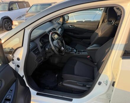 Белый Ниссан Лиф, объемом двигателя 0 л и пробегом 33 тыс. км за 16400 $, фото 8 на Automoto.ua