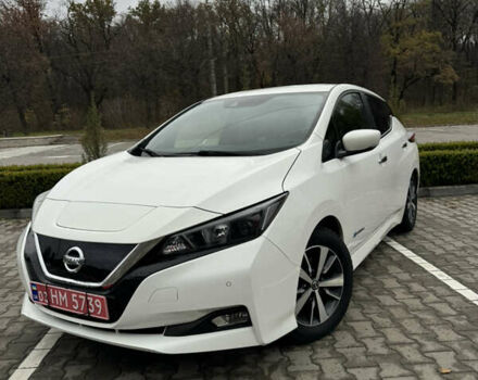 Белый Ниссан Лиф, объемом двигателя 0 л и пробегом 116 тыс. км за 11800 $, фото 32 на Automoto.ua