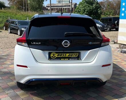 Білий Ніссан Ліф, об'ємом двигуна 40 л та пробігом 177 тис. км за 13900 $, фото 5 на Automoto.ua