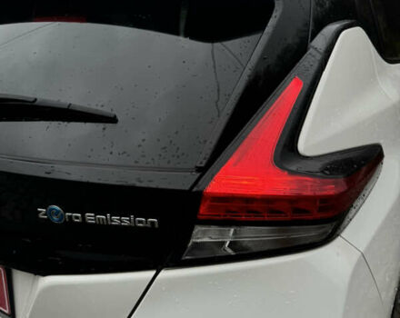 Белый Ниссан Лиф, объемом двигателя 0 л и пробегом 116 тыс. км за 11800 $, фото 109 на Automoto.ua