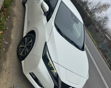 Белый Ниссан Лиф, объемом двигателя 0 л и пробегом 128 тыс. км за 10300 $, фото 11 на Automoto.ua