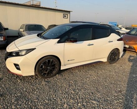 Белый Ниссан Лиф, объемом двигателя 0 л и пробегом 33 тыс. км за 16400 $, фото 1 на Automoto.ua