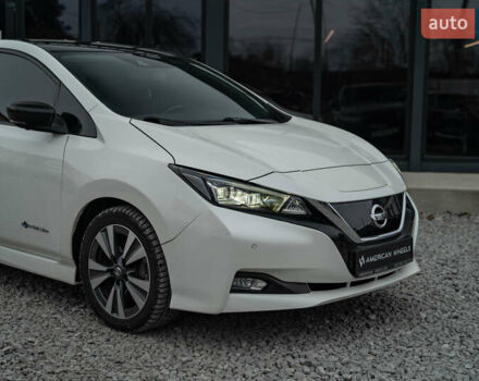 Белый Ниссан Лиф, объемом двигателя 0 л и пробегом 109 тыс. км за 14200 $, фото 9 на Automoto.ua