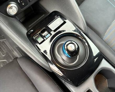 Белый Ниссан Лиф, объемом двигателя 0 л и пробегом 92 тыс. км за 12500 $, фото 18 на Automoto.ua