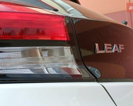 Белый Ниссан Лиф, объемом двигателя 0 л и пробегом 75 тыс. км за 11999 $, фото 15 на Automoto.ua