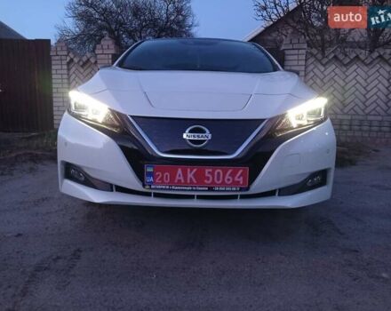Белый Ниссан Лиф, объемом двигателя 0 л и пробегом 60 тыс. км за 16300 $, фото 55 на Automoto.ua