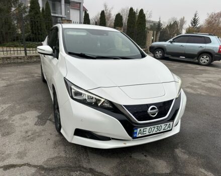 Білий Ніссан Ліф, об'ємом двигуна 0 л та пробігом 37 тис. км за 12500 $, фото 2 на Automoto.ua