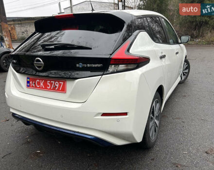 Білий Ніссан Ліф, об'ємом двигуна 0 л та пробігом 52 тис. км за 12380 $, фото 8 на Automoto.ua