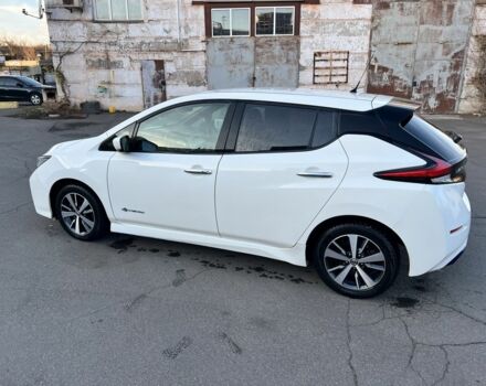 Белый Ниссан Лиф, объемом двигателя 0 л и пробегом 93 тыс. км за 12900 $, фото 5 на Automoto.ua