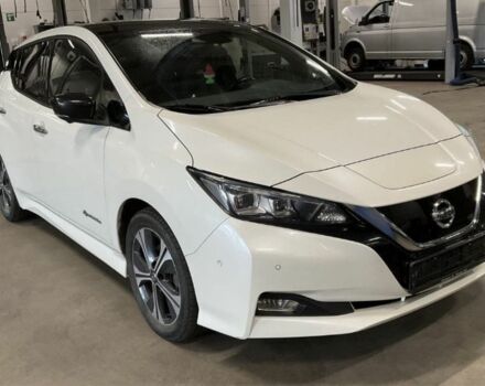 Білий Ніссан Ліф, об'ємом двигуна 0 л та пробігом 124 тис. км за 12500 $, фото 1 на Automoto.ua