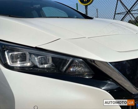 Білий Ніссан Ліф, об'ємом двигуна 40 л та пробігом 102 тис. км за 14500 $, фото 9 на Automoto.ua