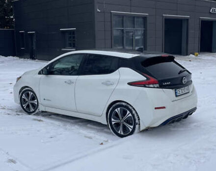 Белый Ниссан Лиф, объемом двигателя 0 л и пробегом 140 тыс. км за 10700 $, фото 6 на Automoto.ua