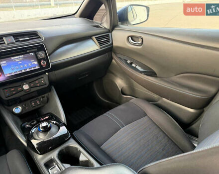 Білий Ніссан Ліф, об'ємом двигуна 0 л та пробігом 67 тис. км за 11500 $, фото 26 на Automoto.ua