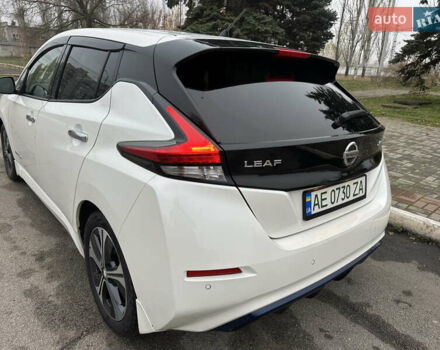 Белый Ниссан Лиф, объемом двигателя 0 л и пробегом 37 тыс. км за 12700 $, фото 12 на Automoto.ua