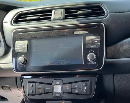 Білий Ніссан Ліф, об'ємом двигуна 40 л та пробігом 177 тис. км за 13900 $, фото 15 на Automoto.ua