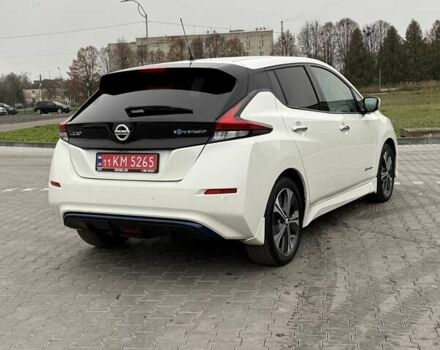 Белый Ниссан Лиф, объемом двигателя 0 л и пробегом 92 тыс. км за 12500 $, фото 6 на Automoto.ua