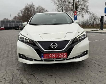 Белый Ниссан Лиф, объемом двигателя 0 л и пробегом 92 тыс. км за 12500 $, фото 2 на Automoto.ua