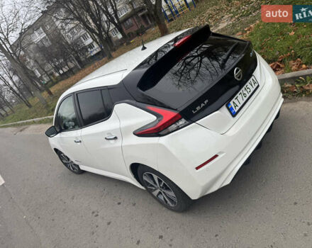 Белый Ниссан Лиф, объемом двигателя 0 л и пробегом 128 тыс. км за 10300 $, фото 14 на Automoto.ua