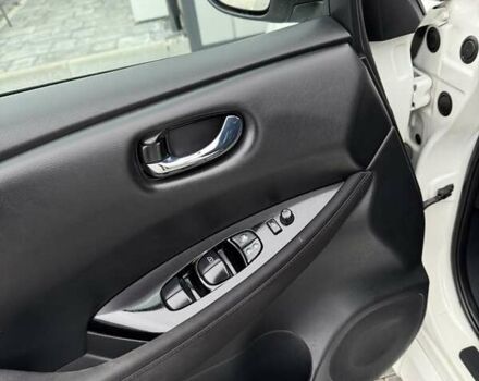 Белый Ниссан Лиф, объемом двигателя 0 л и пробегом 92 тыс. км за 12500 $, фото 14 на Automoto.ua