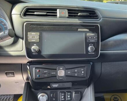 Білий Ніссан Ліф, об'ємом двигуна 40 л та пробігом 177 тис. км за 13900 $, фото 12 на Automoto.ua