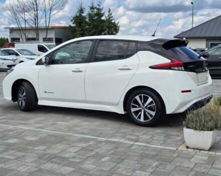 Білий Ніссан Ліф, об'ємом двигуна 0 л та пробігом 115 тис. км за 10999 $, фото 2 на Automoto.ua