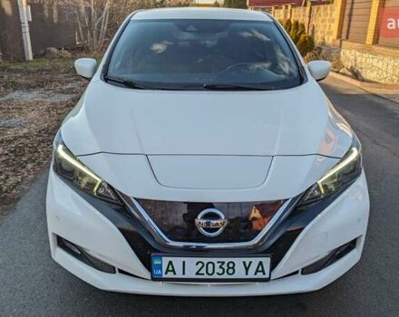 Белый Ниссан Лиф, объемом двигателя 0 л и пробегом 60 тыс. км за 14900 $, фото 1 на Automoto.ua