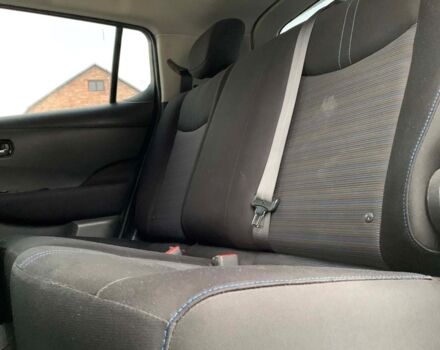 Білий Ніссан Ліф, об'ємом двигуна 40 л та пробігом 80 тис. км за 12800 $, фото 17 на Automoto.ua
