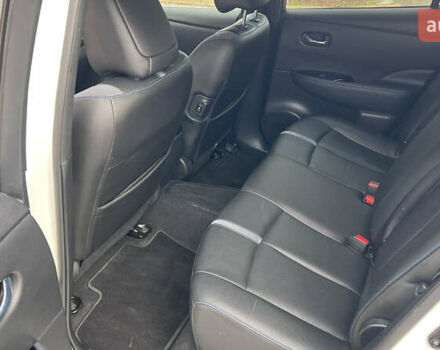 Белый Ниссан Лиф, объемом двигателя 0 л и пробегом 114 тыс. км за 12950 $, фото 15 на Automoto.ua