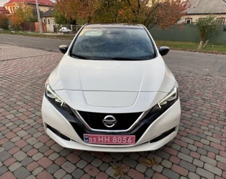 Белый Ниссан Лиф, объемом двигателя 0 л и пробегом 102 тыс. км за 12699 $, фото 4 на Automoto.ua