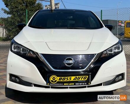 Білий Ніссан Ліф, об'ємом двигуна 40 л та пробігом 102 тис. км за 14500 $, фото 1 на Automoto.ua