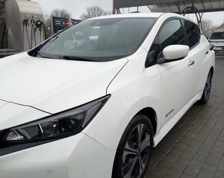 Белый Ниссан Лиф, объемом двигателя 0 л и пробегом 112 тыс. км за 12200 $, фото 1 на Automoto.ua