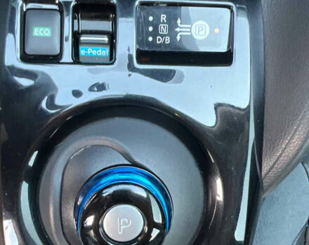 Білий Ніссан Ліф, об'ємом двигуна 0 л та пробігом 45 тис. км за 15500 $, фото 11 на Automoto.ua