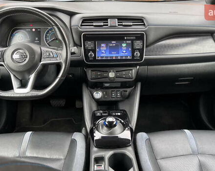 Белый Ниссан Лиф, объемом двигателя 0 л и пробегом 114 тыс. км за 12950 $, фото 21 на Automoto.ua