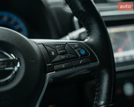 Белый Ниссан Лиф, объемом двигателя 0 л и пробегом 109 тыс. км за 14200 $, фото 28 на Automoto.ua