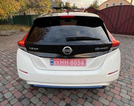 Белый Ниссан Лиф, объемом двигателя 0 л и пробегом 102 тыс. км за 12699 $, фото 5 на Automoto.ua